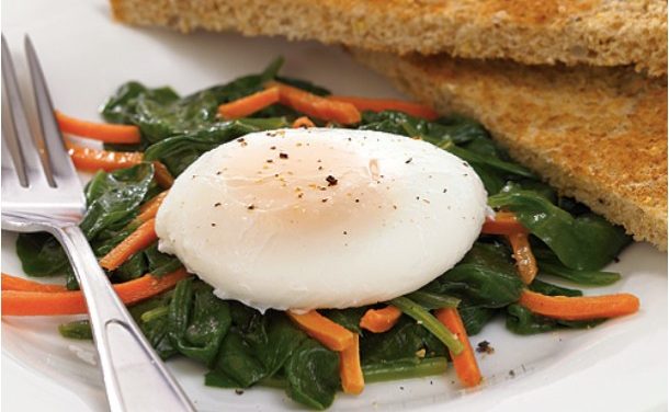 Eggs with Spinach & Carrots